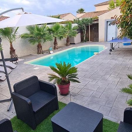 Villa Piscine De La Garrigue Florensac Exteriör bild
